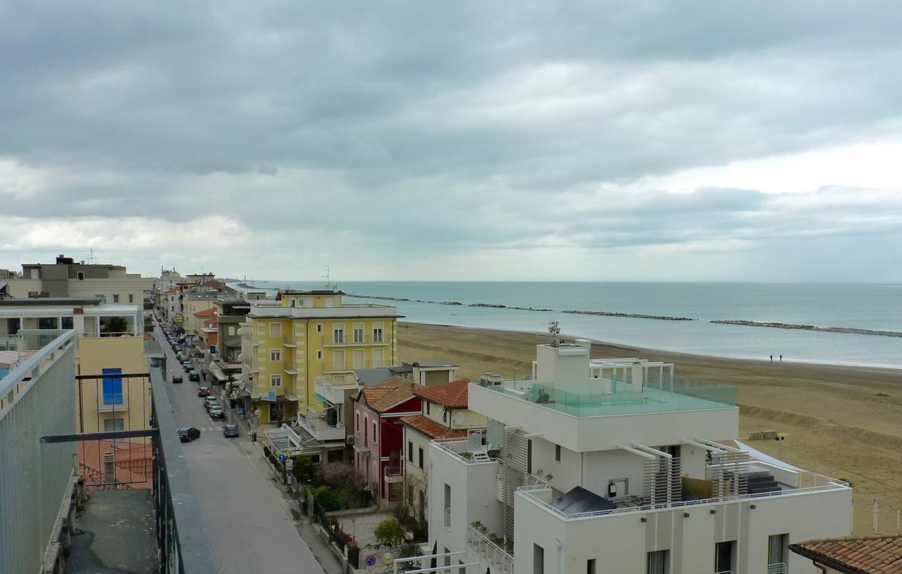 Residence Doral Rimini Zewnętrze zdjęcie